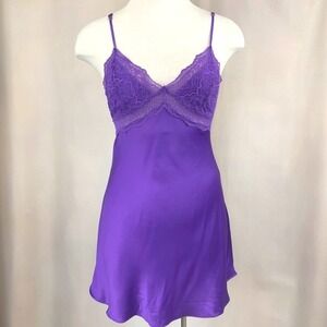 VICTORIA'S SECRET Purple Chemise‎ (S) Open Back Lace Satin Tie Ballet Fairy Swan